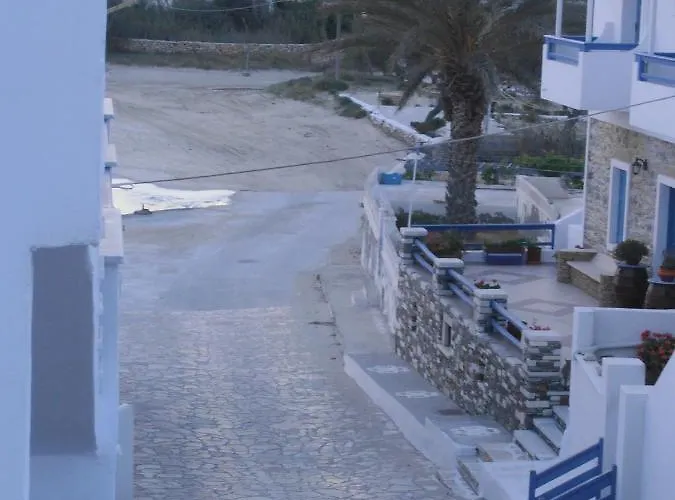 Glaros Гостевой дом *