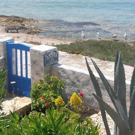 Glaros Guest house